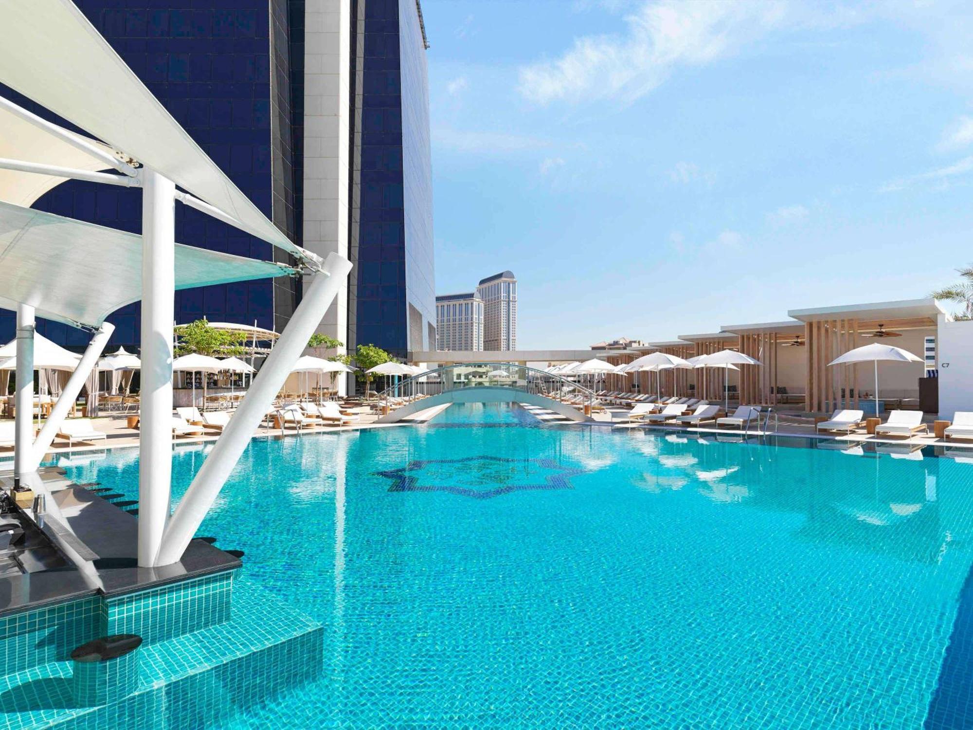 Готель Sofitel The Obelisk Дубай
